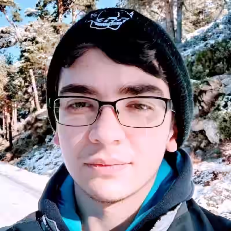 Tomas